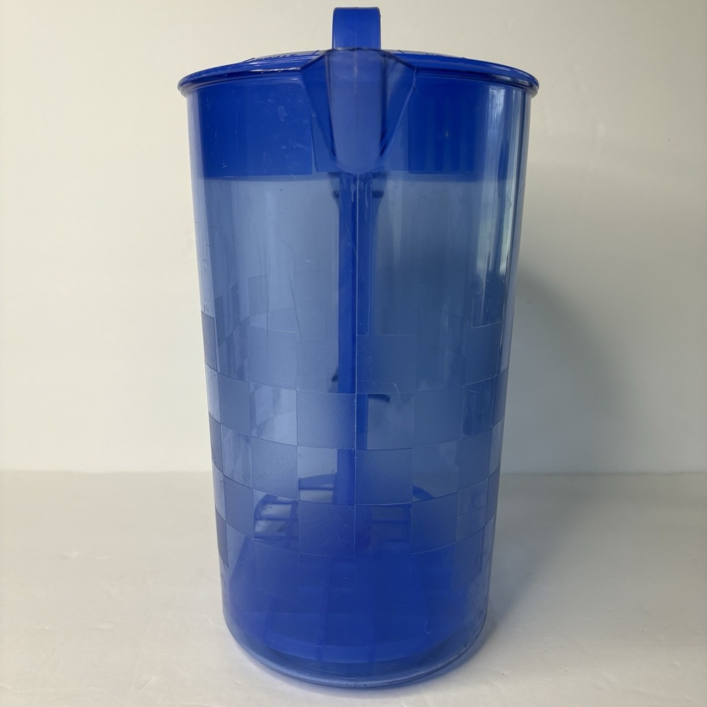 HTF Pampered Chef Blue Quick Stir Pitcher 1 Gallon Clear Checkerboard Design EUC - Picture 2 of 11